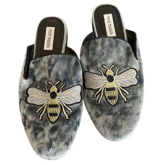 Steve Madden Burnout Velvet Mules with Embroidered Bees 10 - Picture 2 of 6
